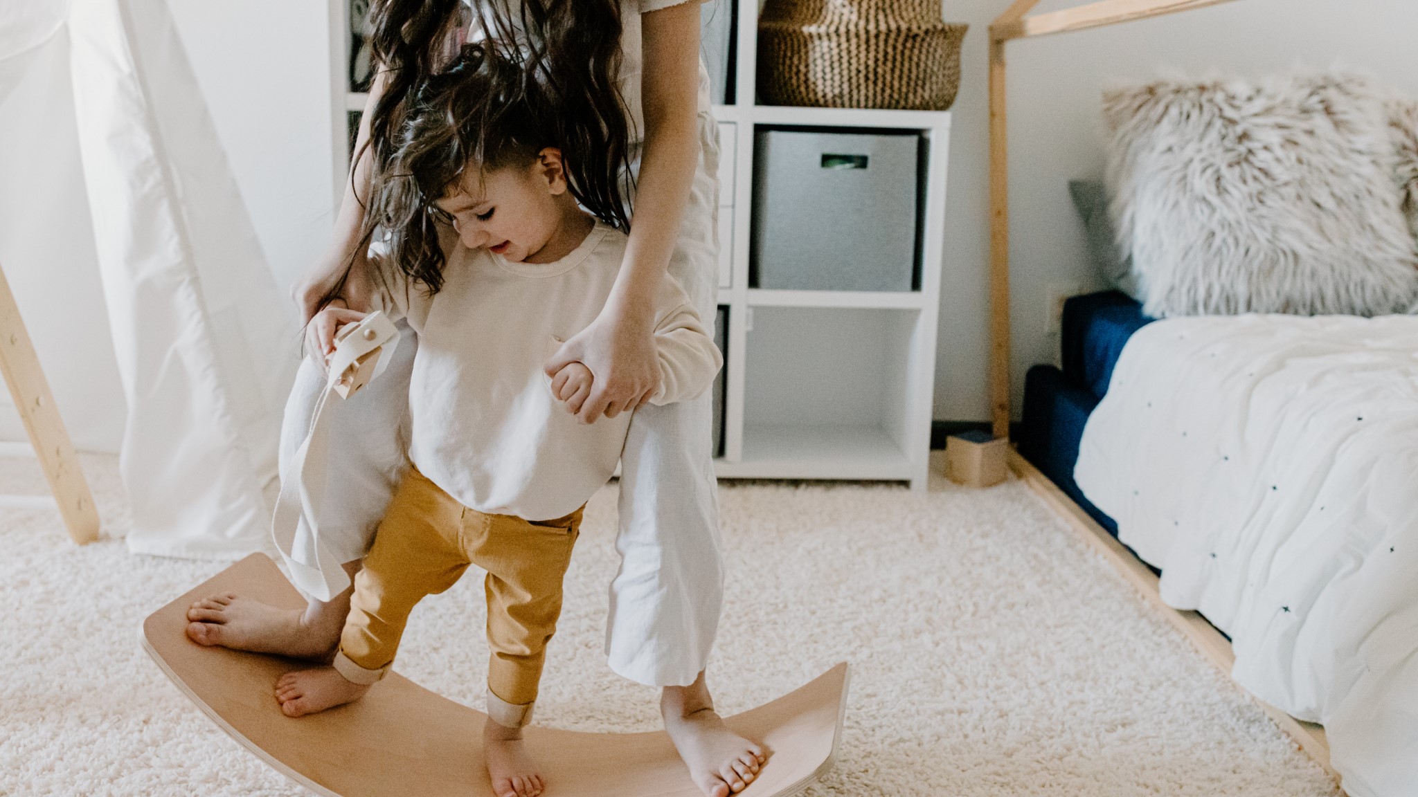 Small Chair Polished Without Arms – Montessori Materials, Learning